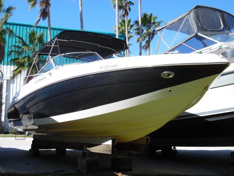 Rinker Captiva 232