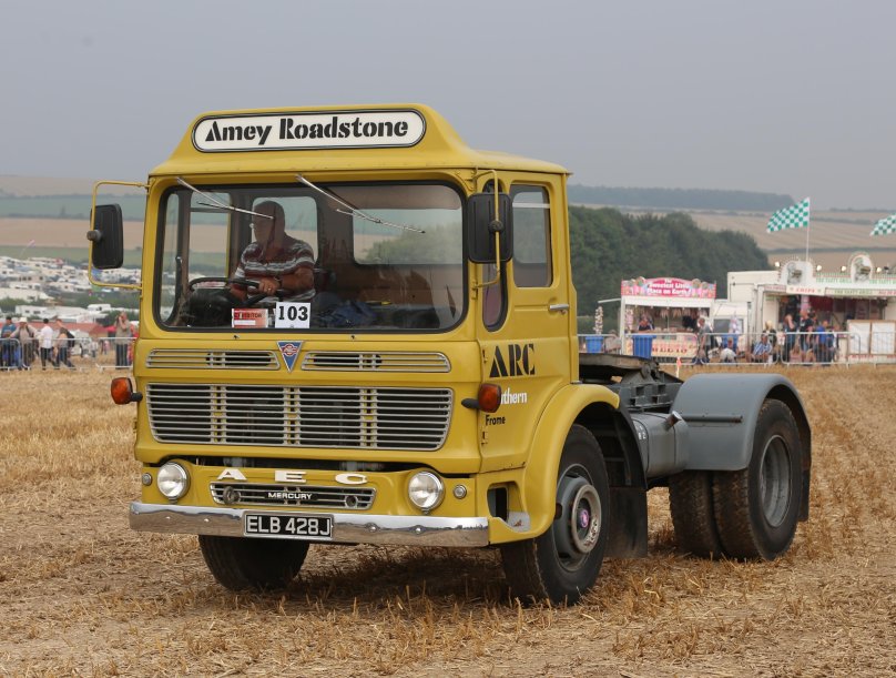 AEC Matador Refueler
