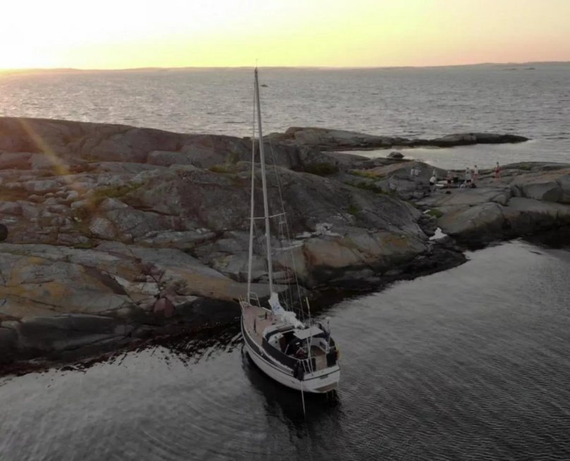 Яхта три палубы