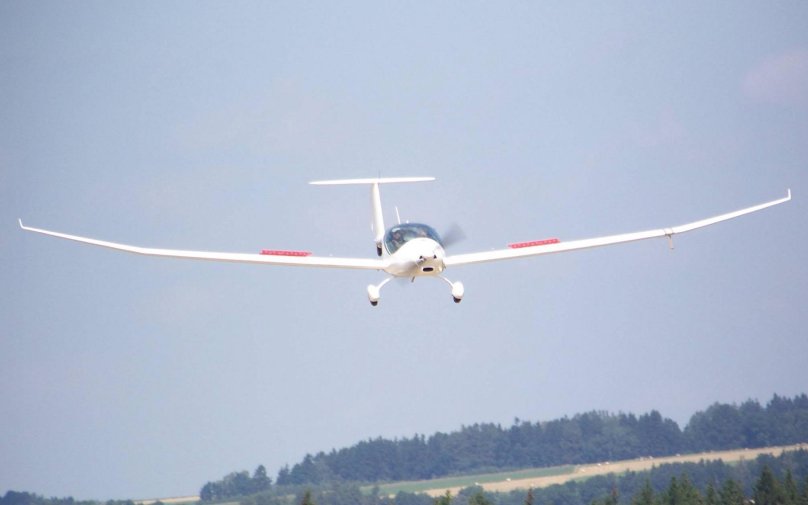 Двухместный мотопланер