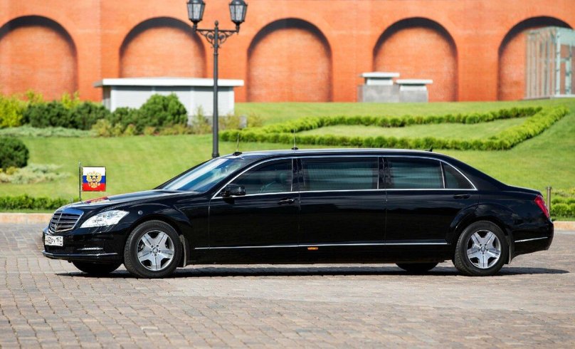 Mercedes-Benz s600 Pullman Guard w221