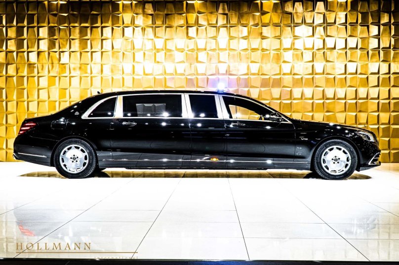 Мерседес Майбах 600