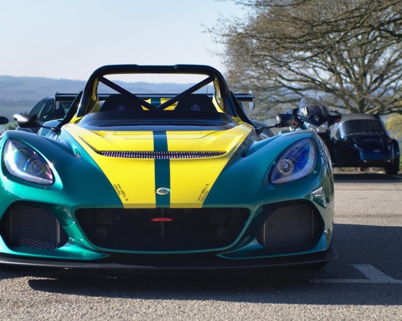 Лотус суперкар