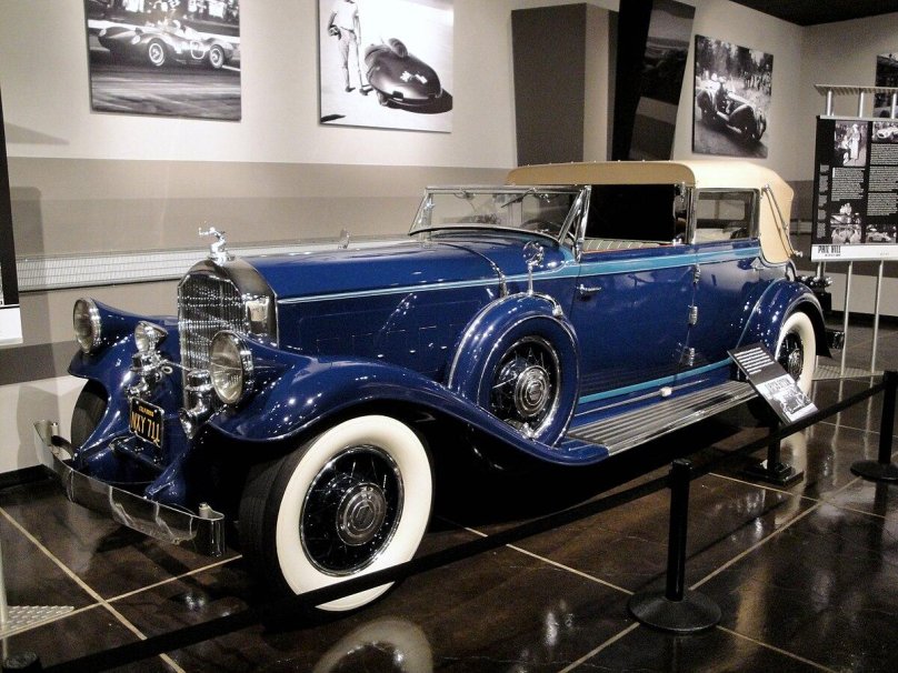 Авто Pierce-arrow 1931
