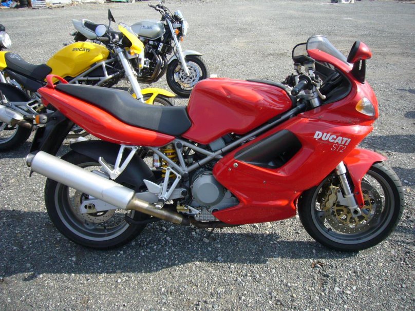 1997 Ducati 944 st2
