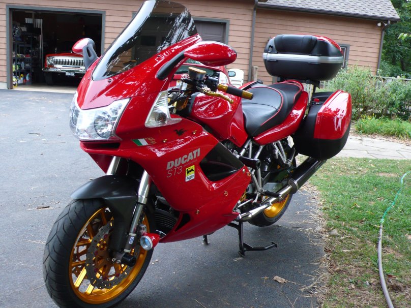 Ducati st3