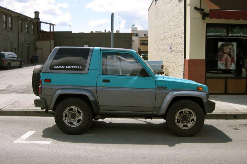 Daihatsu Rocky 1990
