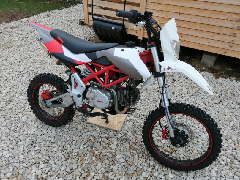 Питбайк Irbis TTR 150