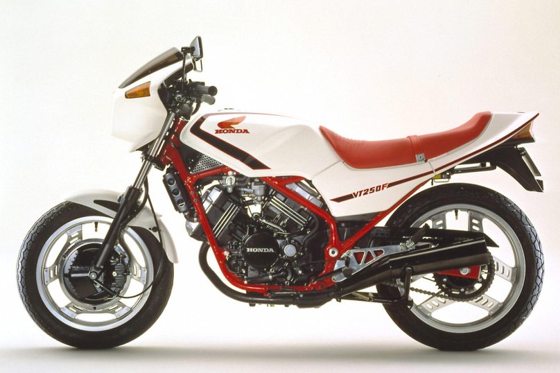 Honda vt250f