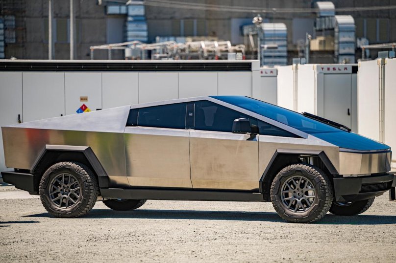 Tesla Cyber Truck 2022