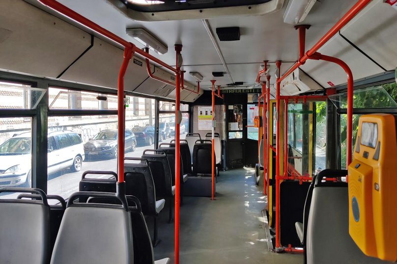 Троллейбус Ikarus 415t