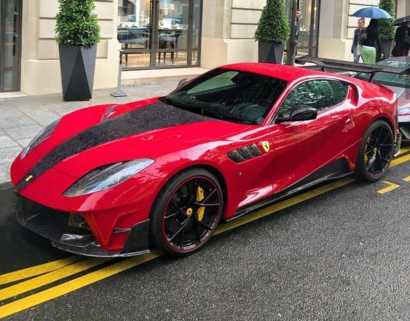 Ferrari 812 Mansory
