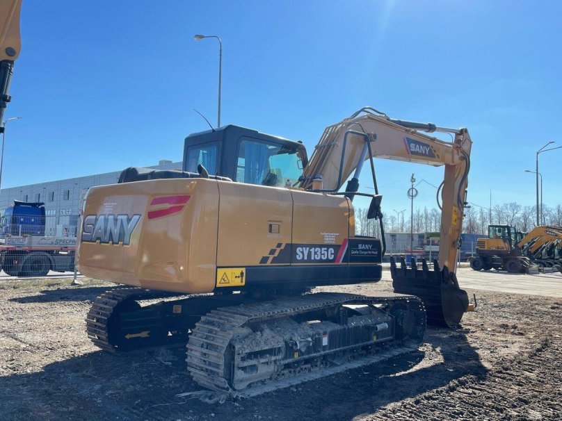 Sany sy135c