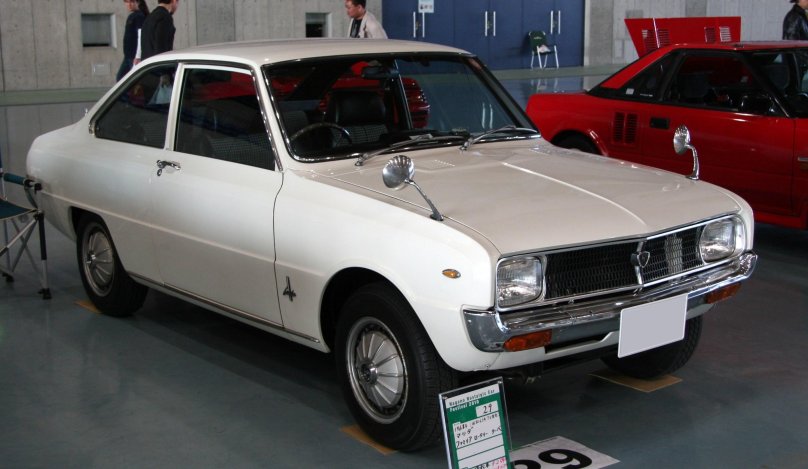Mazda familia r100