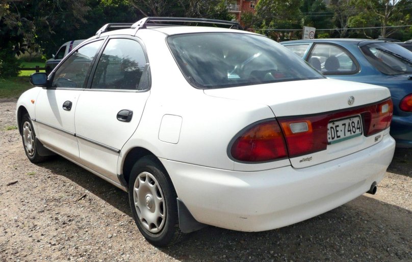 Mazda 323 ba 1994-1998 седан