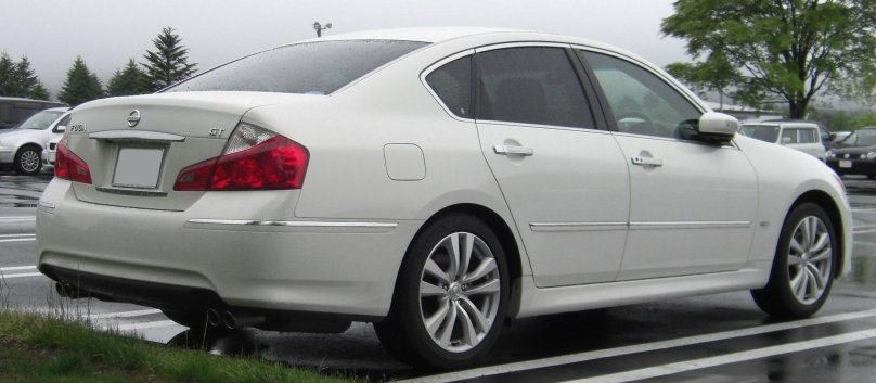 Nissan Fuga 2009