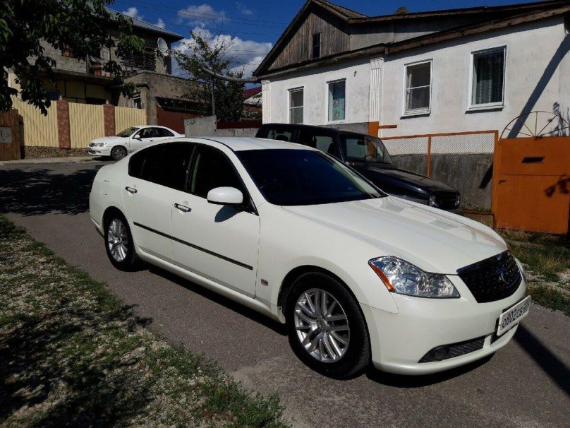 Nissan Fuga 2007
