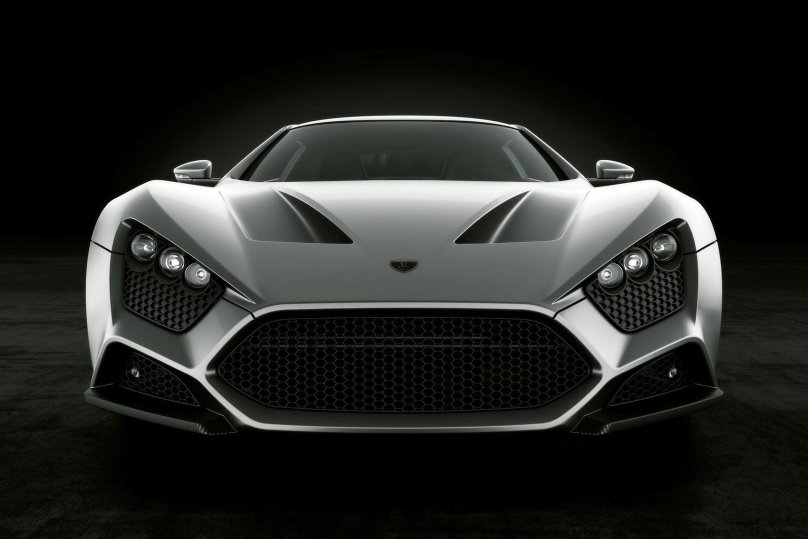 Машина Zenvo st1