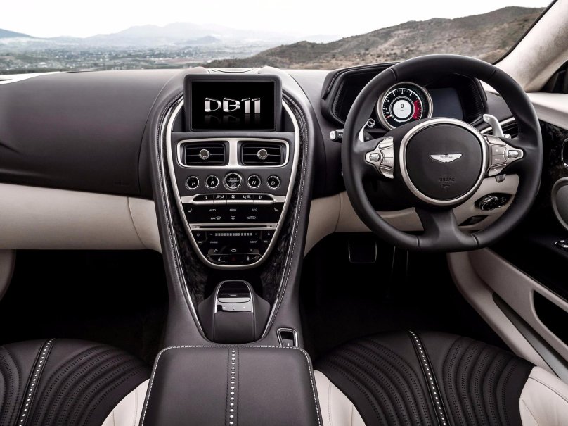 Aston Martin db11 салон