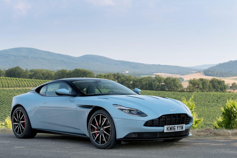 Aston Martin db11