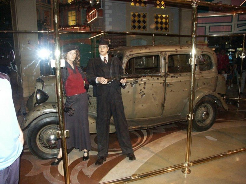 Бонни и Клайд автомобиль в музее