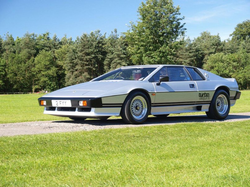 Лотус Эсприт 1985