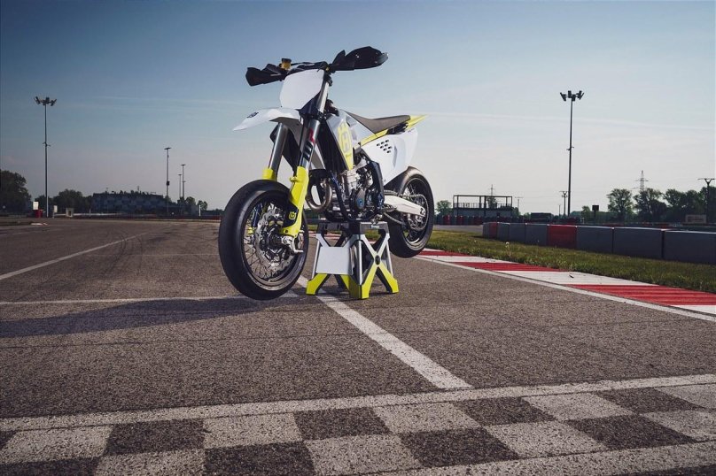 Husqvarna FS 450 Supermoto