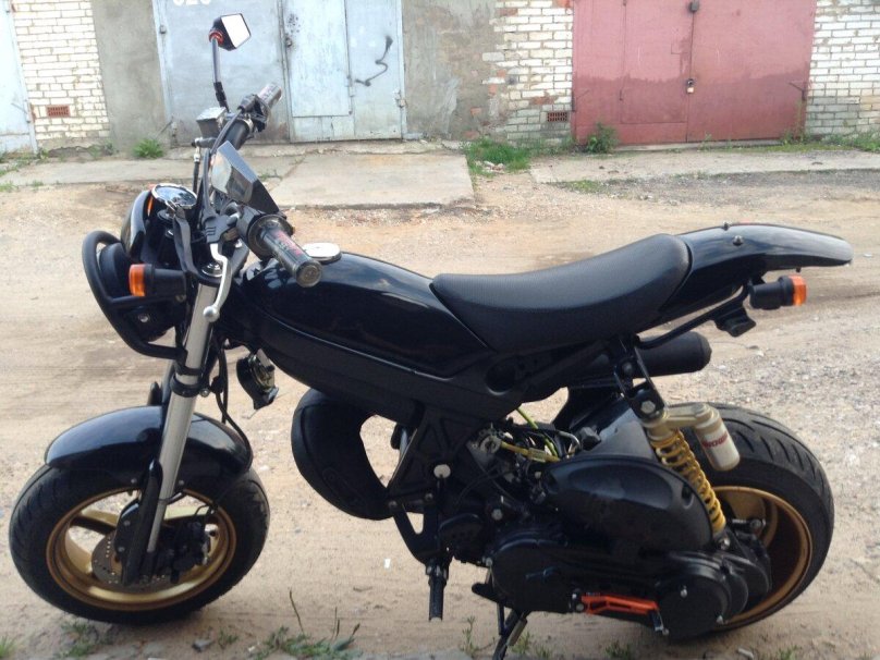 Suzuki Street Magic 2