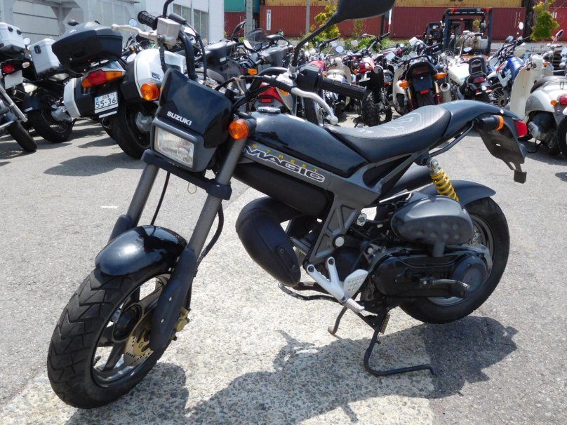 Suzuki Street Magic 1