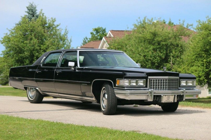 Cadillac Fleetwood 1976