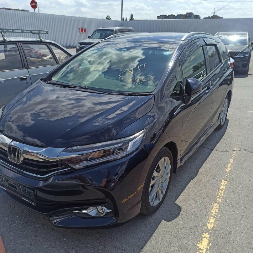 Хонда шаттл 2015