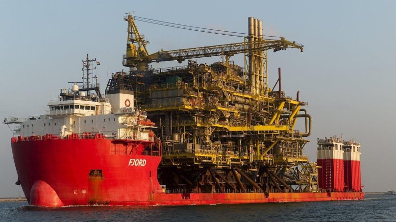 Knock Nevis танкер