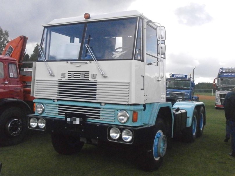 Грузовики sisu m162