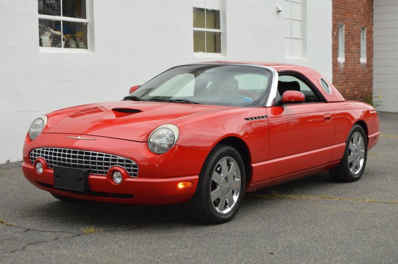 Ford Thunderbird 2002