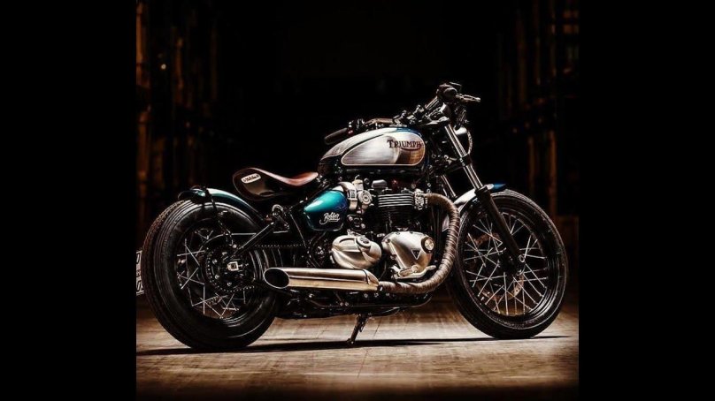 Триумф боббер мотоцикл