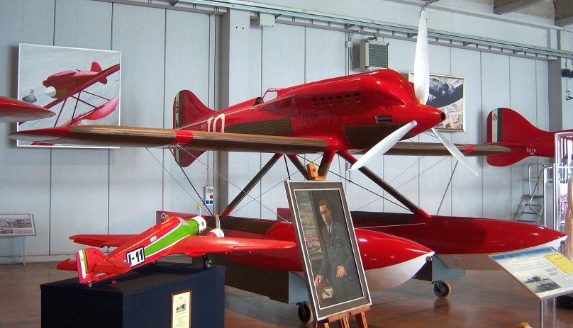 Macchi m.33