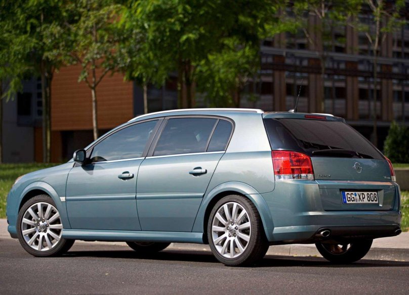 Opel Signum 2008
