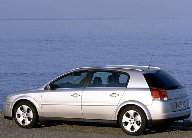 Опель Сигнум универсал 2004