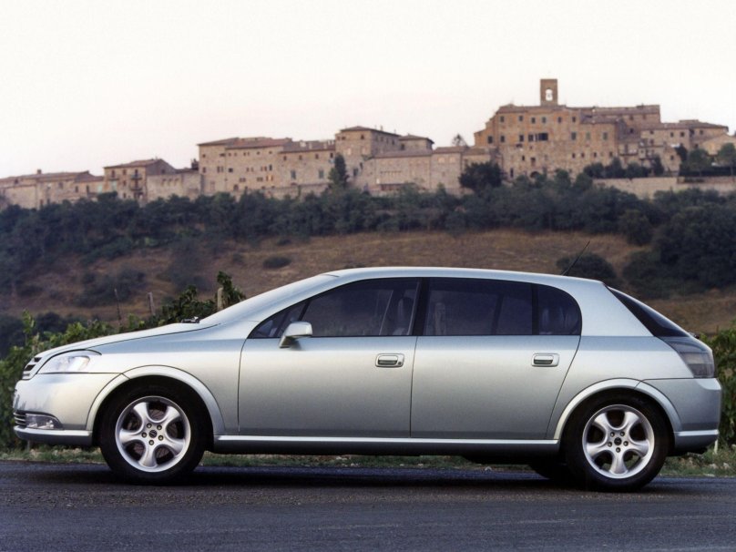 Опель Сигнум универсал 2004