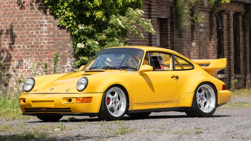 Porsche Carrera RSR 964