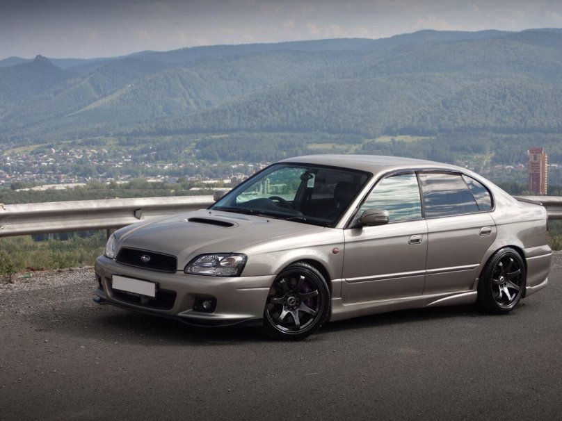 Субару Legacy b4