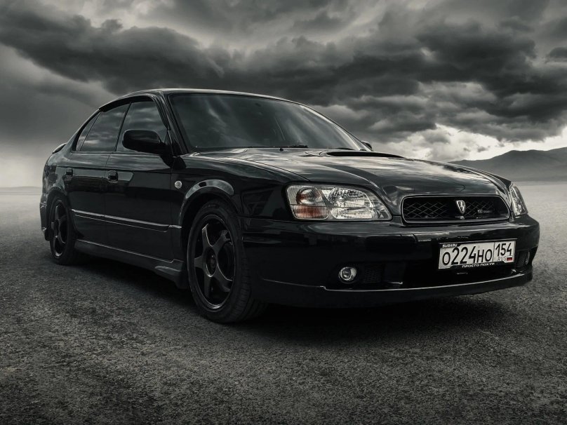 Субару b4 2000