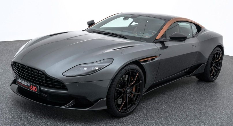 Астон Мартин ДБ 11 2018