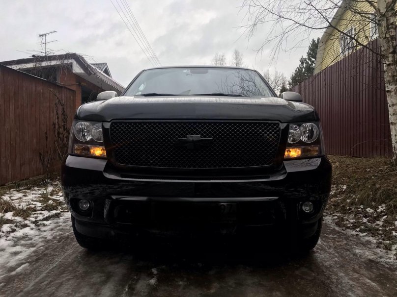 Chevrolet Tahoe Black 2012
