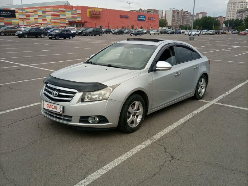 Lacetti Premiere j300 белый цвет