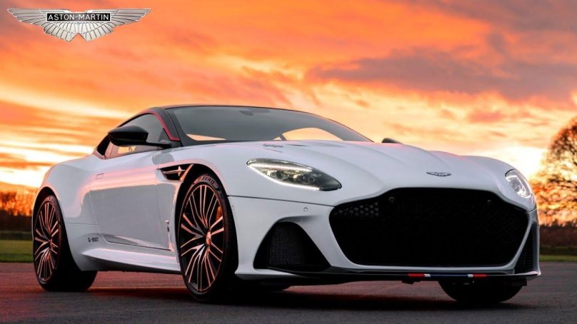 Астон Мартин ДБС 2021