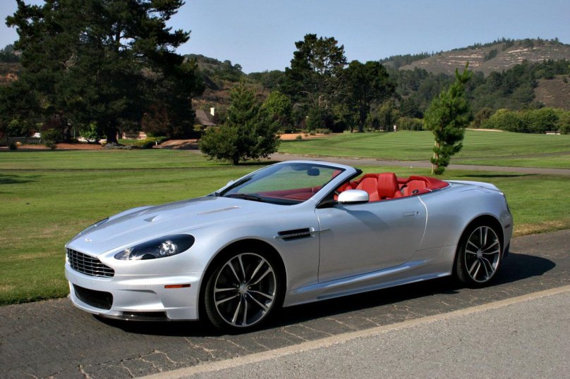 Aston Martin DBS кабриолет