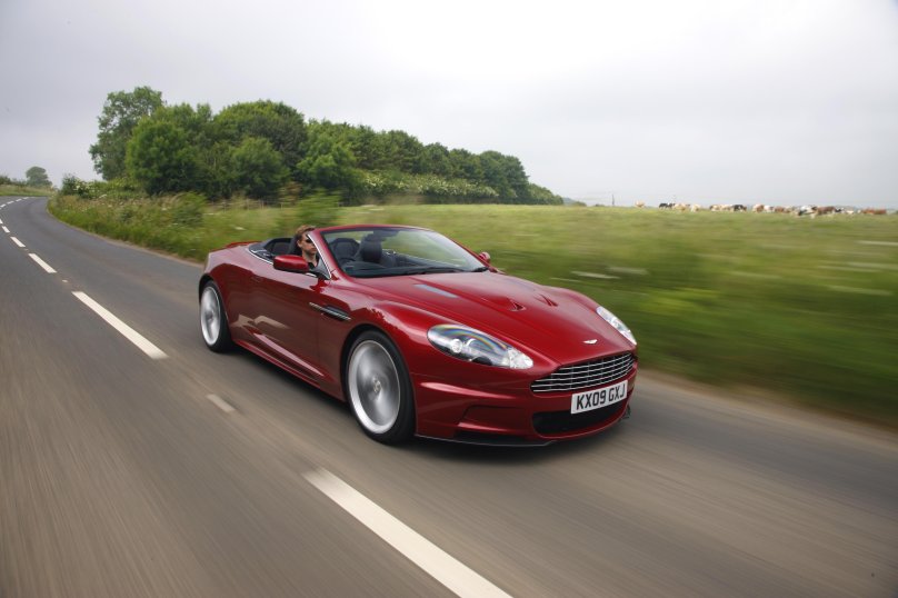 Aston Martin DBS volante