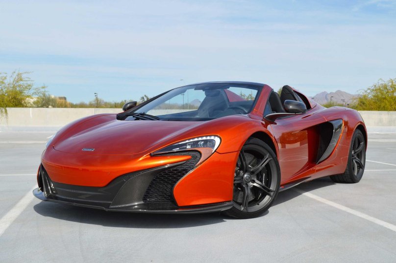 Макларен 650s черный