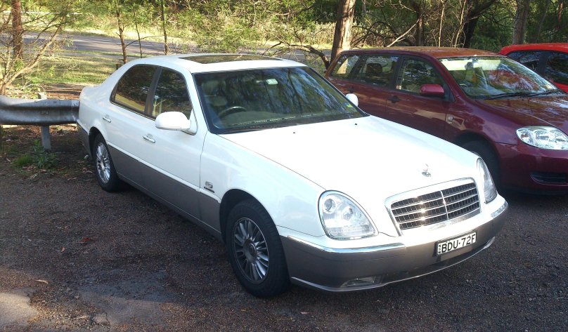SSANGYONG Chairman (w100)